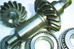 22512 21-17 Aftermarket OMC gears bearings.jpg