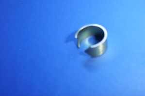 21790 smaller shift cable bellow clamp