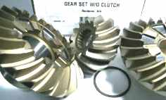 JM-OMC-Evinrude-lower-unit-gear-set.jpg