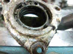 Bearing retainer seal come out only one way that is pushing down